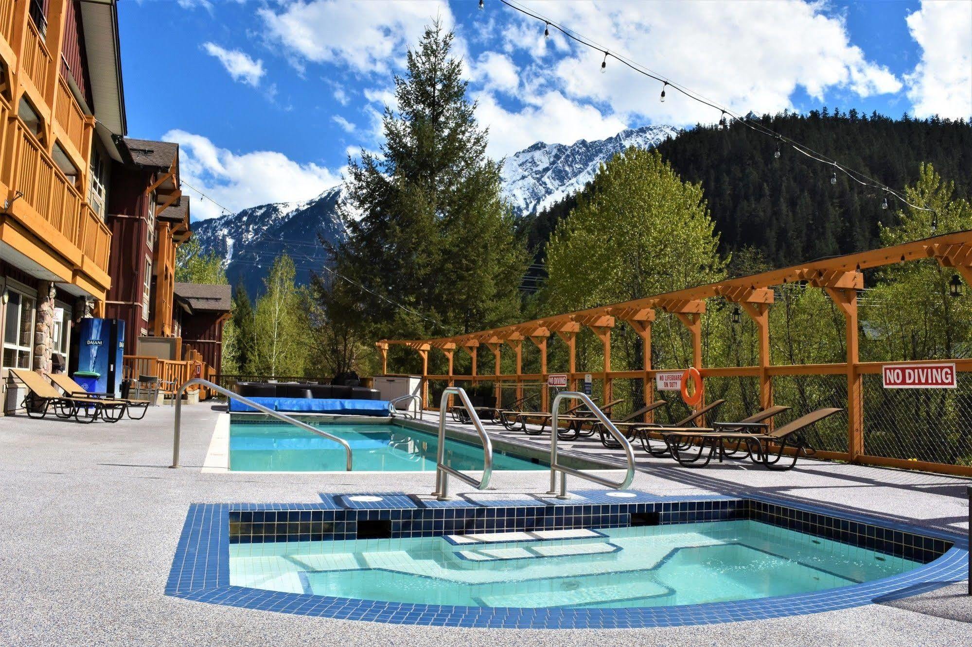Pemberton Valley Lodge Kültér fotó